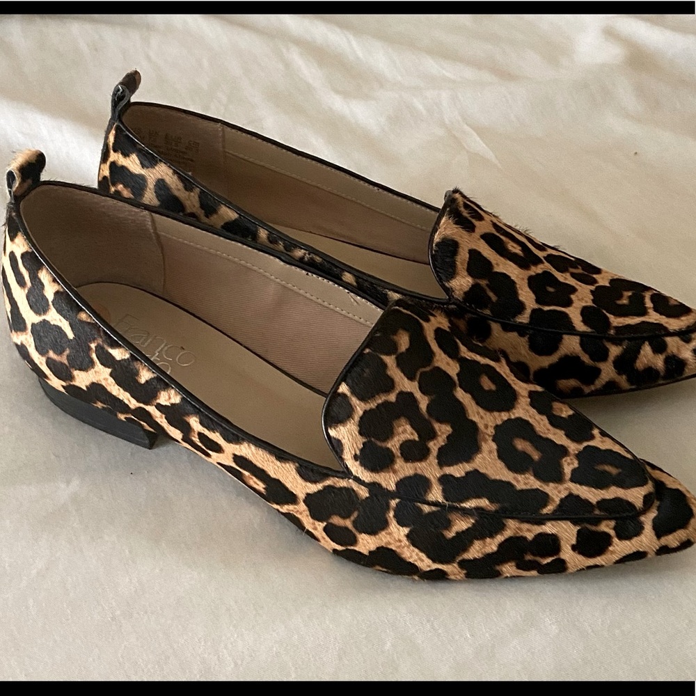 Leopard loafers EUC